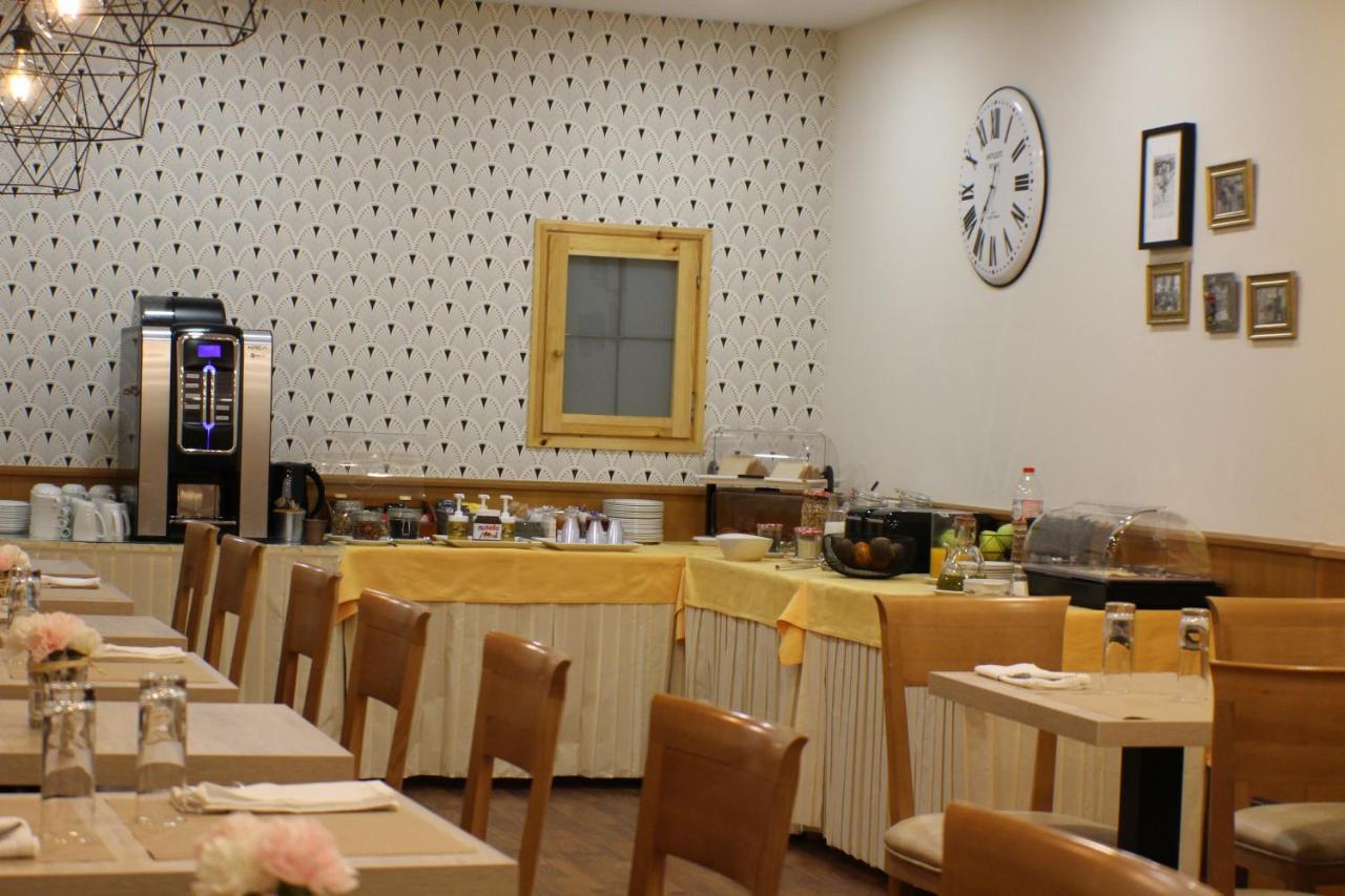 梅塔酒店 帕斯底拉卡萨 外观 照片
